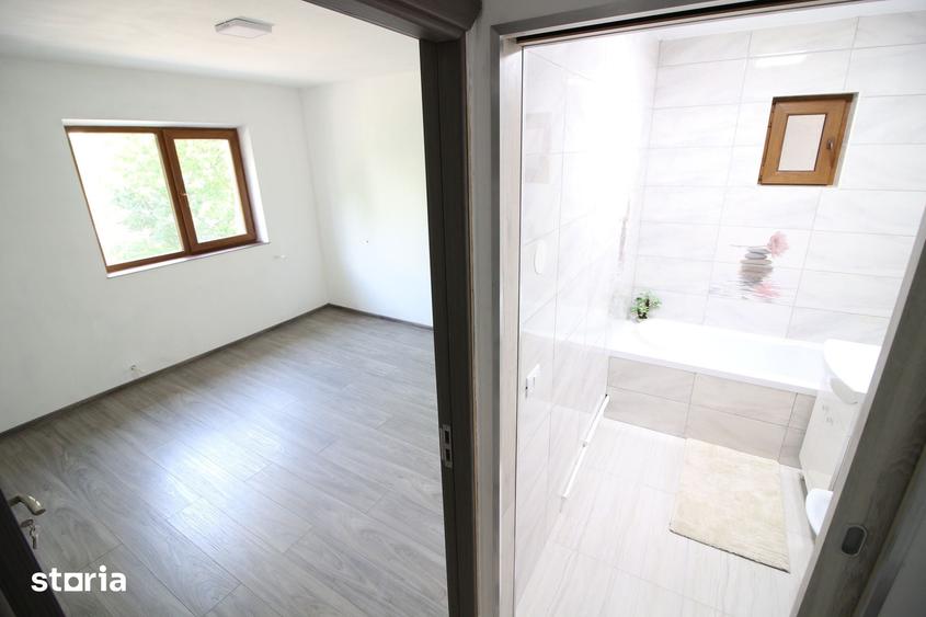 Apartament cu 3 camere decomandat în Țiglina 1
