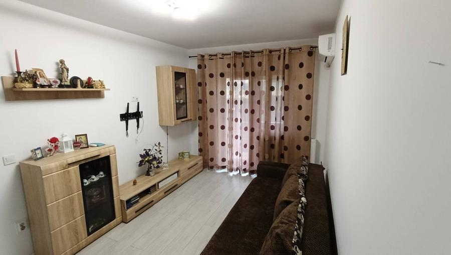 Apartament cu 2 camere decomandat în Lunca Cetățuii
