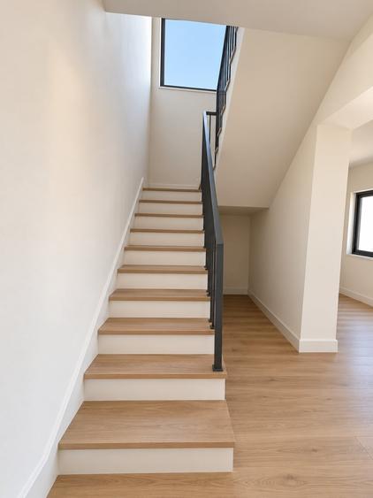Casă individuală cu 4 camere cu Teren 377 Mp în Berceni