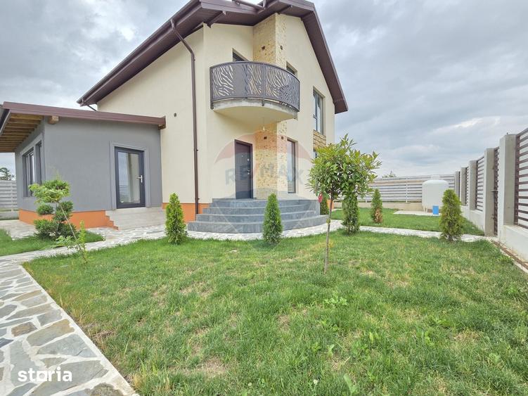 Casă cu 4 camere cu Teren 310 Mp în Vrancea