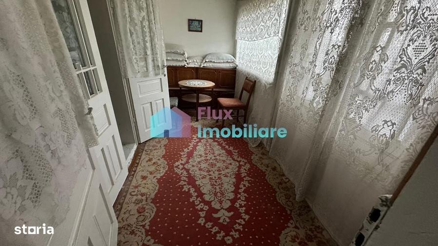 Casă cu 3 camere în Central