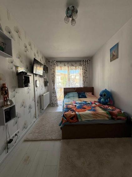 Apartament cu 2 camere decomandat în Florești