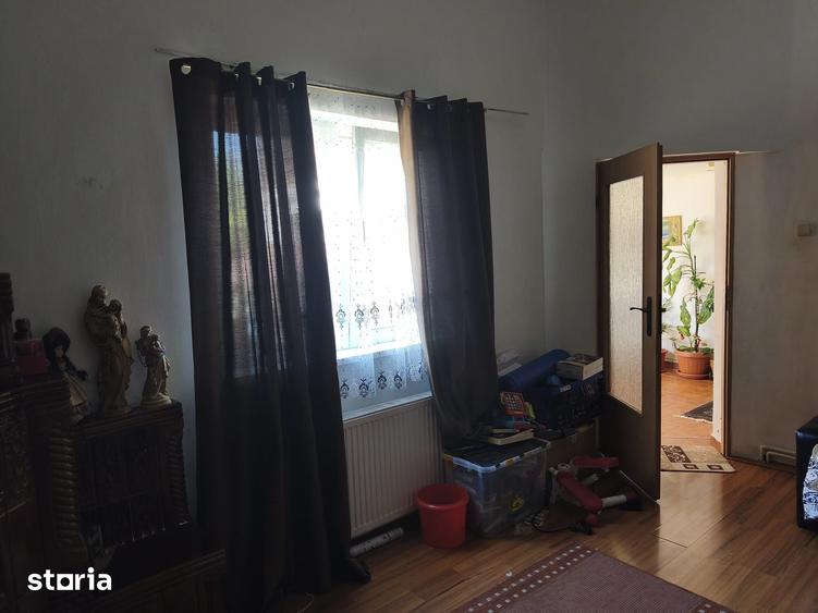 De vanzare casa cu etaj , zona Top Med si Nova Vita - 7