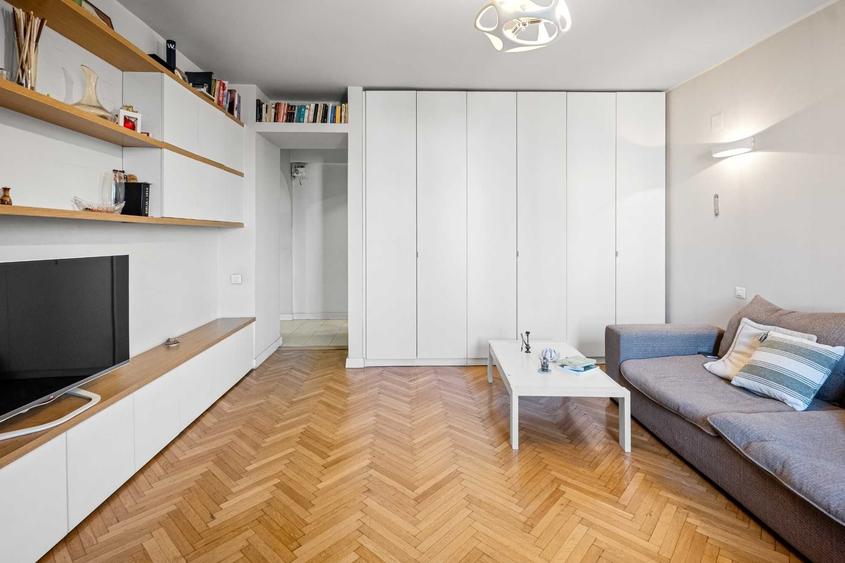 Apartament cu 2 camere decomandat în Panduri