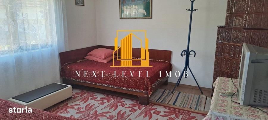 Casă cu 3 camere cu Teren 1500 Mp în Văcarea