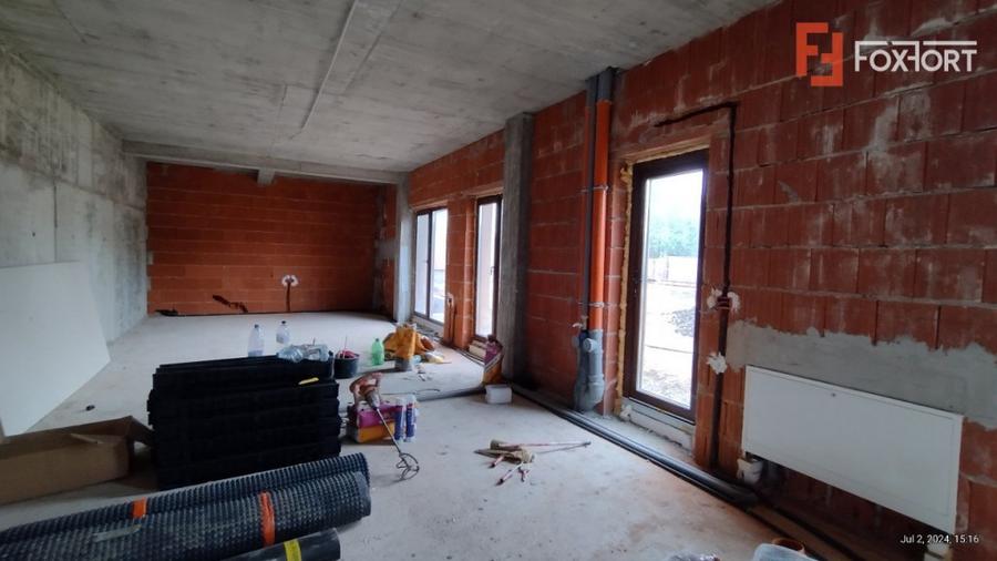 Spațiu comercial, de 156 mp, în Freidorf