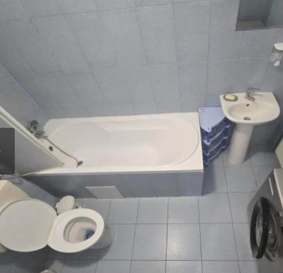 Apartament cu 2 camere decomandat în Kamsas