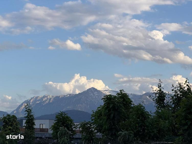 Casă cu 4 camere în Cristian