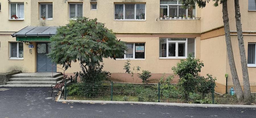 Apartament cu 2 camere semidecomandat în Fălticeni