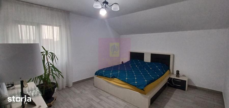 Casă cu 4 camere cu Teren 450 Mp în Săbăreni