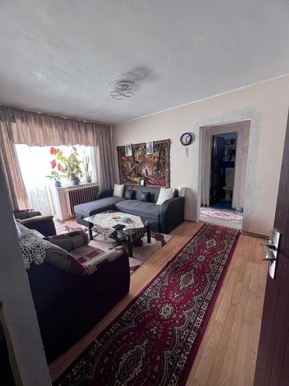 Apartament cu 2 camere semidecomandat în Nord