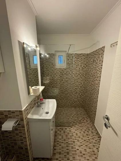 Apartament cu 4 camere decomandat, mobilat în Pantelimon