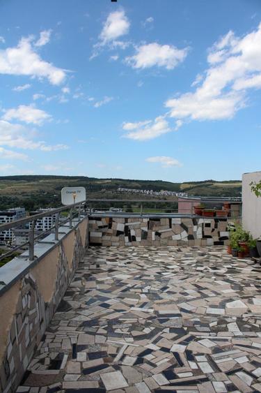 Apartament cu 2 camere decomandat în Florești