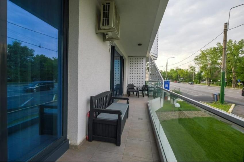 Apartament cu 2 camere decomandat în Central