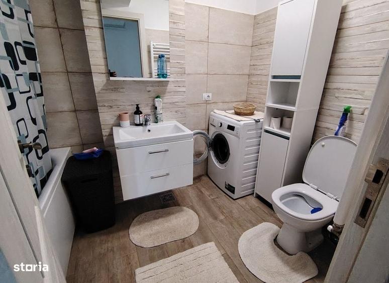 Apartament cu 3 camere decomandat în Cug