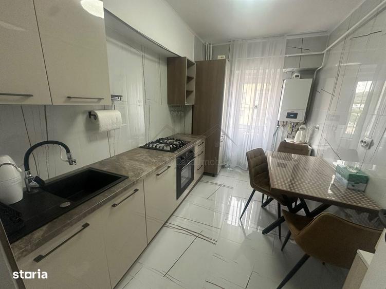 Apartament cu 2 camere decomandat în Scobâlțeni