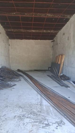 Spațiu comercial, în Industrială