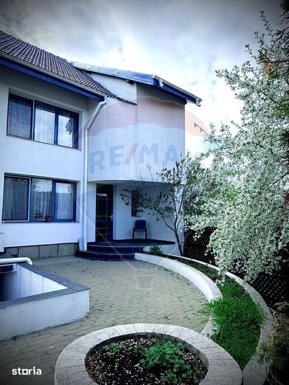 Casă cu 4 camere cu Teren 700 Mp în Bucium