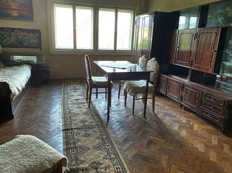 Casă cu 4 camere în Baia Sprie