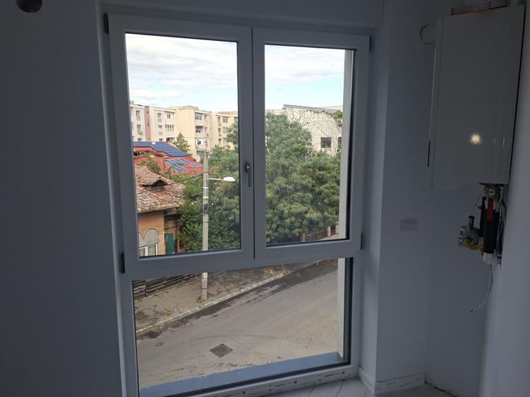 Apartament cu 2 camere decomandat în Exterior Vest