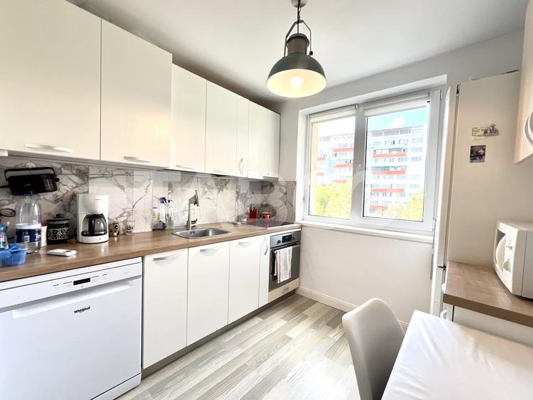 Apartament cu 2 camere semidecomandat, mobilat în Grigorescu