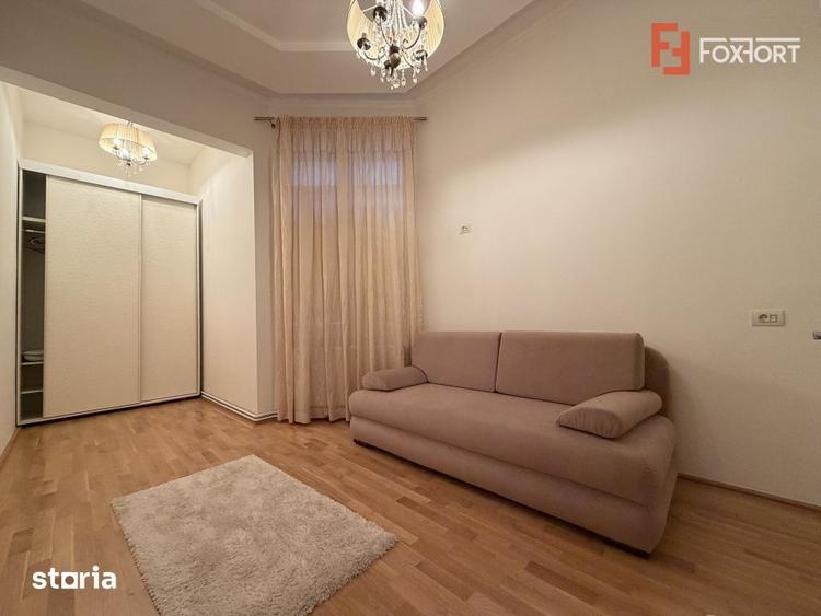 Apartament cu 3 camere decomandat, mobilat în Fabric