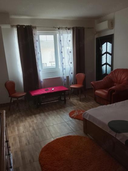Apartament cu 2 camere nedecomandat în Central
