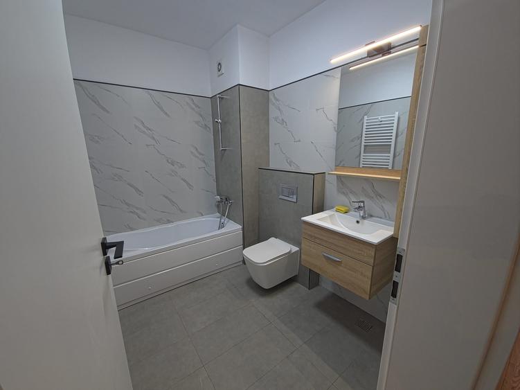 Apartament cu 2 camere decomandat, mobilat în Dacia