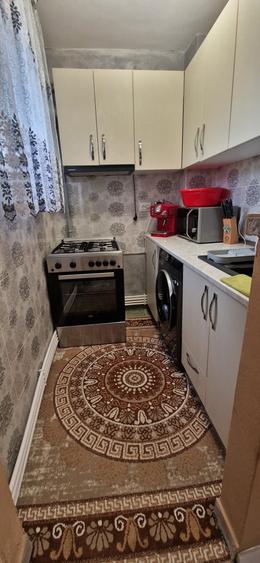 Apartament cu 2 camere semidecomandat, mobilat în Exterior Est