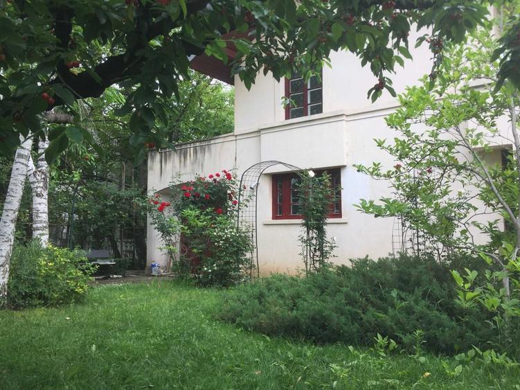 Casă cu 4 camere cu Teren 700 Mp în Snagov
