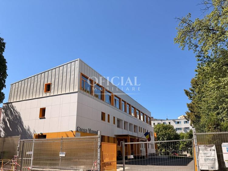 Apartament cu 3 camere decomandat, mobilat în Mănăștur