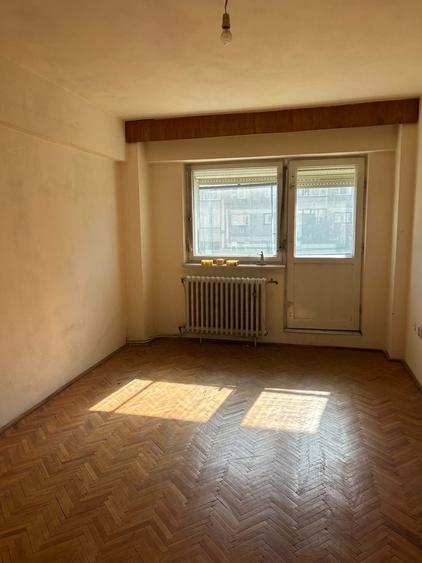 Apartament cu 3 camere decomandat în Ultracentral