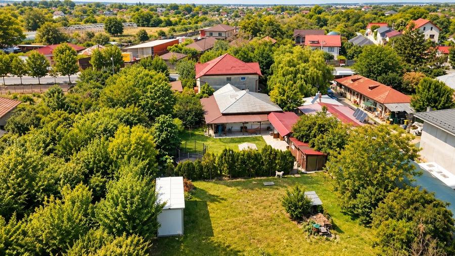 Casă individuală cu 3 camere cu Canalizare în Buftea