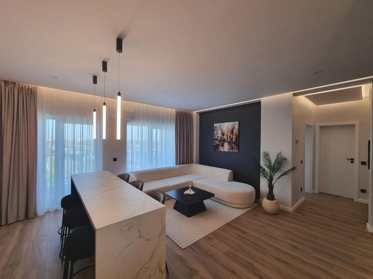 Apartament cu 2 camere decomandat în Botizului