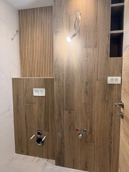 Apartament cu 3 camere decomandat în Complex Studențesc