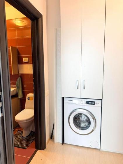 Apartament cu 2 camere semidecomandat în Băneasa