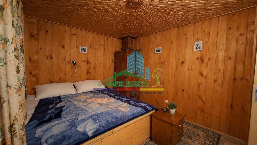 Duplex cu 4 camere cu Canalizare în Lepșa