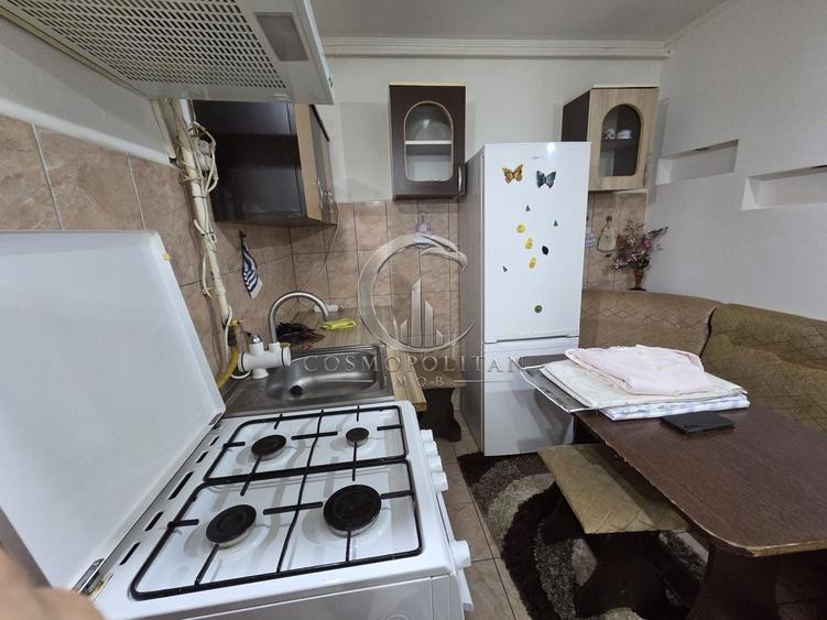 Garsonieră în Micro 5