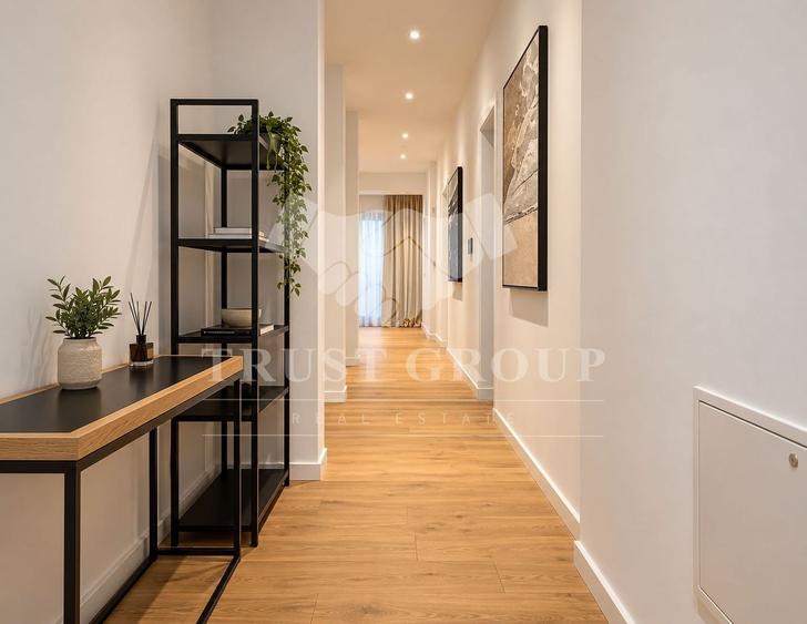 Apartament cu 3 camere semidecomandat, mobilat în Ferdinand