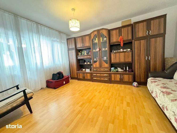 Apartament cu 3 camere decomandat în Bistrița Lac