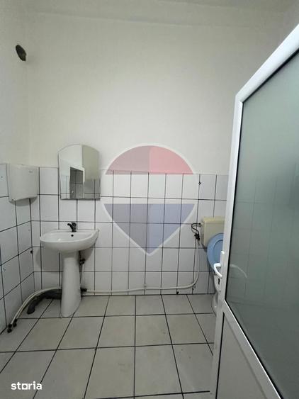 Spațiu comercial, de 120 mp, în Central