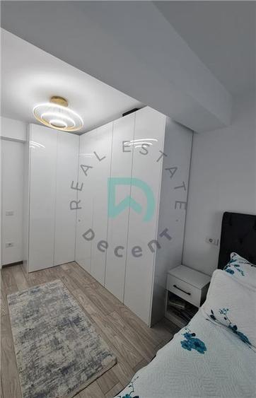Apartament cu 2 camere decomandat în Tractorul