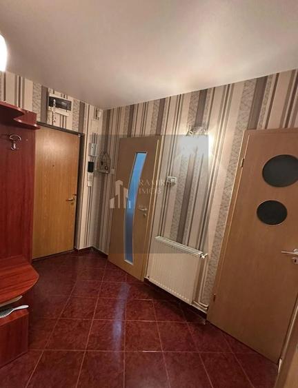 Apartament cu 4 camere decomandat în Titan