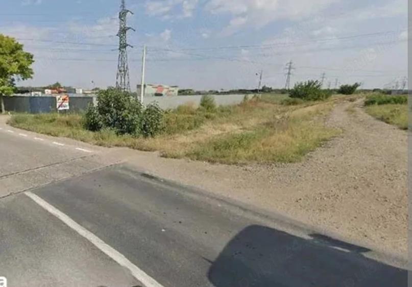 Teren de 8062 mp, în Central