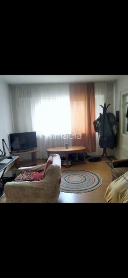 Apartament 2 camere,decomandat, str Cremenita, Colentina