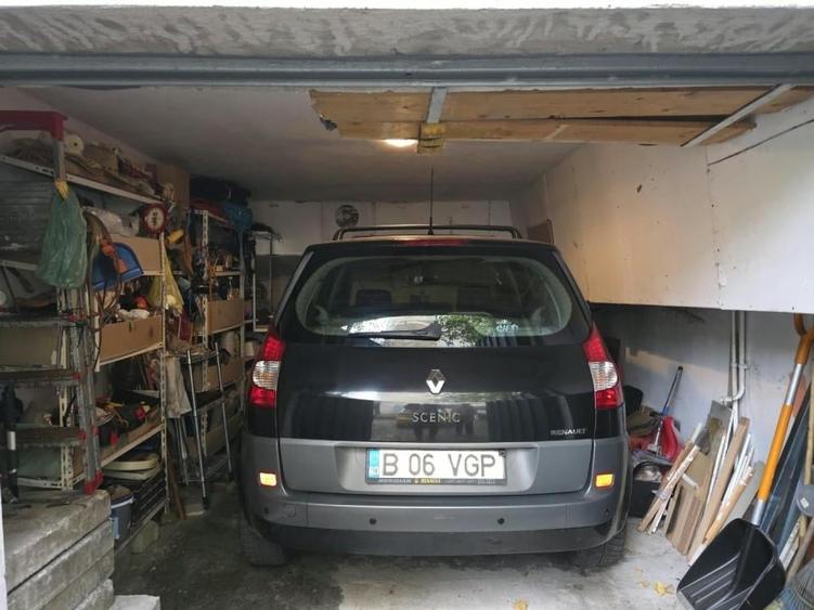 Apartament cu 4 camere în Drumul Taberei