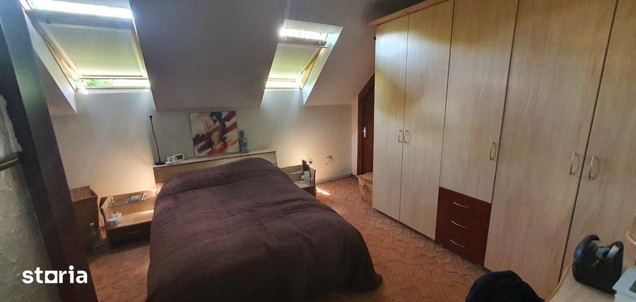 Casă cu 4 camere cu Teren 400 Mp în Unirii