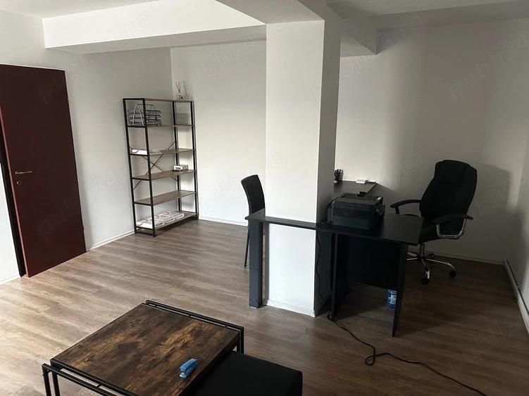 Spațiu comercial, de 30 mp, în Central