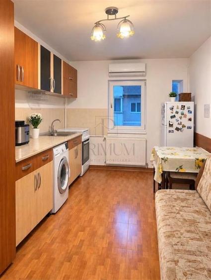 Apartament cu 2 camere decomandat, mobilat în Dorobanților