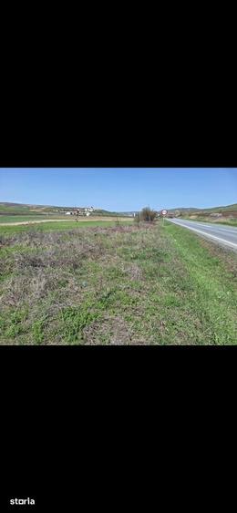 Teren de 52600 mp, în Unirea
